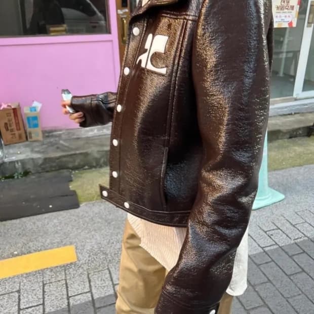 꾸레쥬 가죽자켓 남녀공용 50사이즈