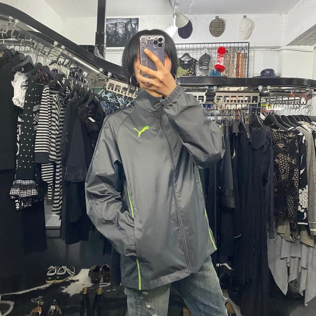 Puma 그레이 바람막이