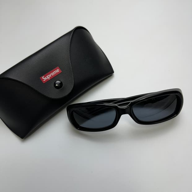 SUPREME 20SS Stretch Sunglasses 슈프림 선글라스