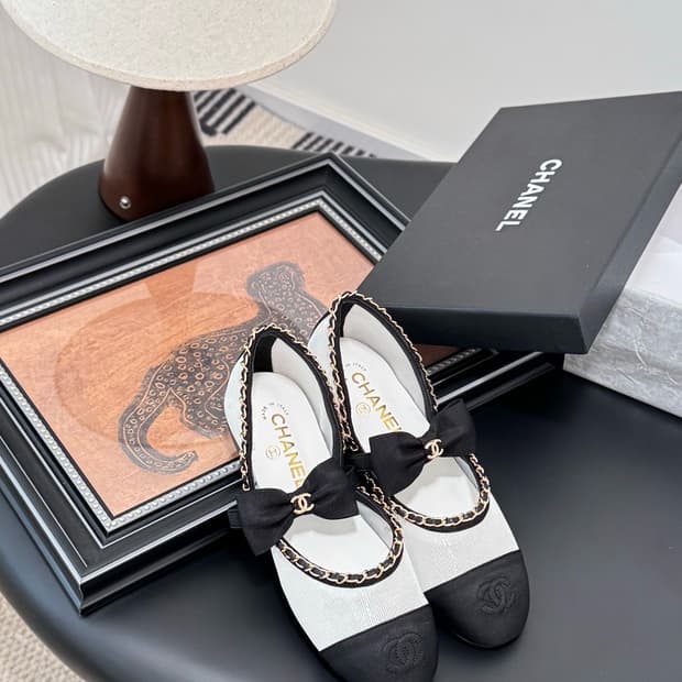 샤넬 발레리나 플랫슈즈 37(235-240)
