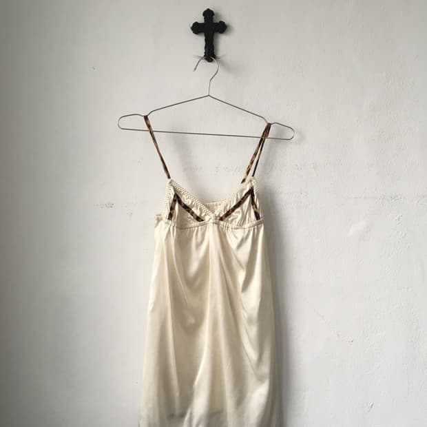 Leopard line point slip sleeveless