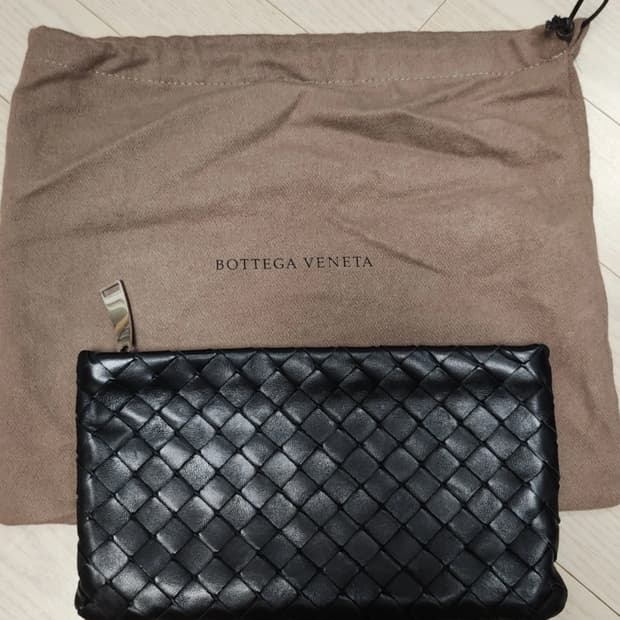 보테가베네타 인트레치안 클러치백 