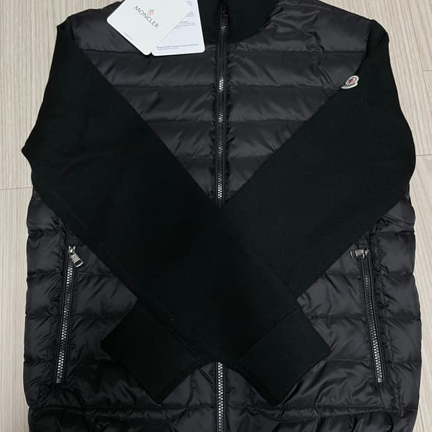 [새상품택O] 몽클레어 니트패딩 패딩울 카디건