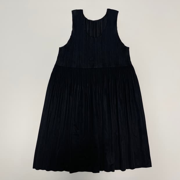 이세이미야케 플리츠플리즈 슬리브리스 원피스 Pleats Please