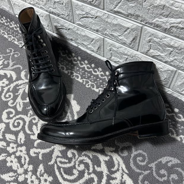 페이던트 레더 레이스업 부츠
