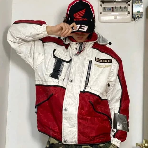 데상트 올드스쿨 빈티지 스키 점퍼