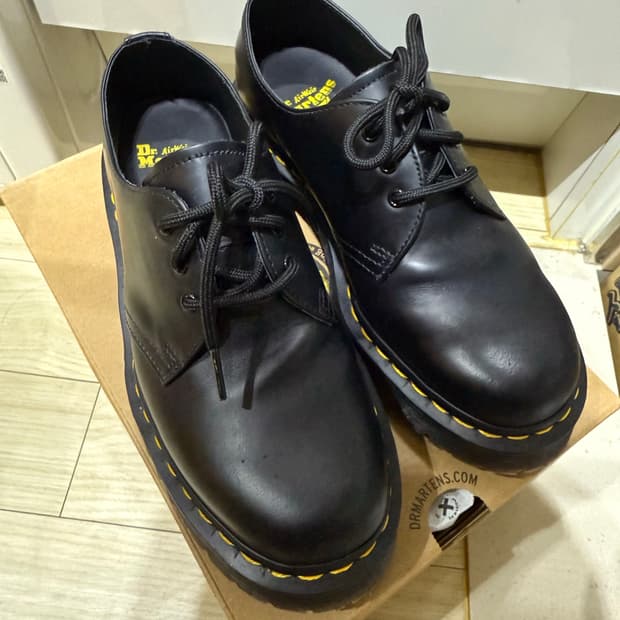 닥터마틴 1461 벡스 블랙 250사이즈