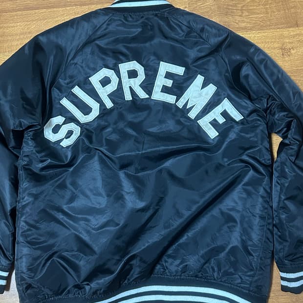 슈프림 X 챔피온 자켓