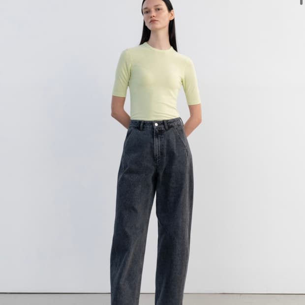 [XS] 인사일런스 우먼 커브드 데님 팬츠