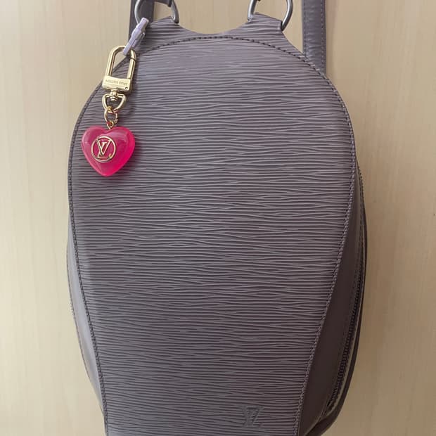 루이비통 에피 백팩