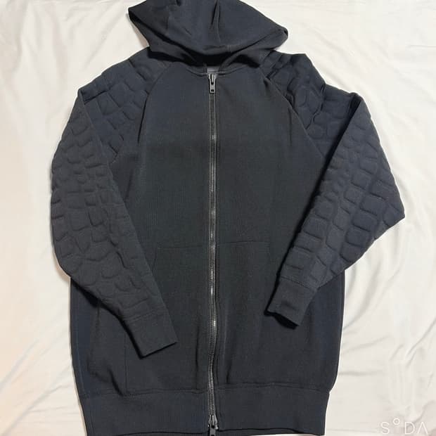 알렉산더왕 x h&m 엠보싱 후드집업