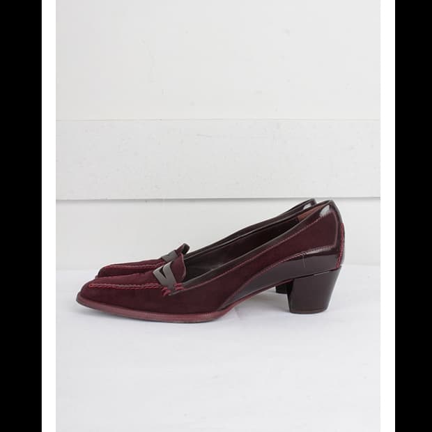 토즈 스웨이드 & 페이턴트 콤비 로퍼 펌프스