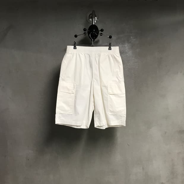 아워레가시 화이트 카고 반바지 48