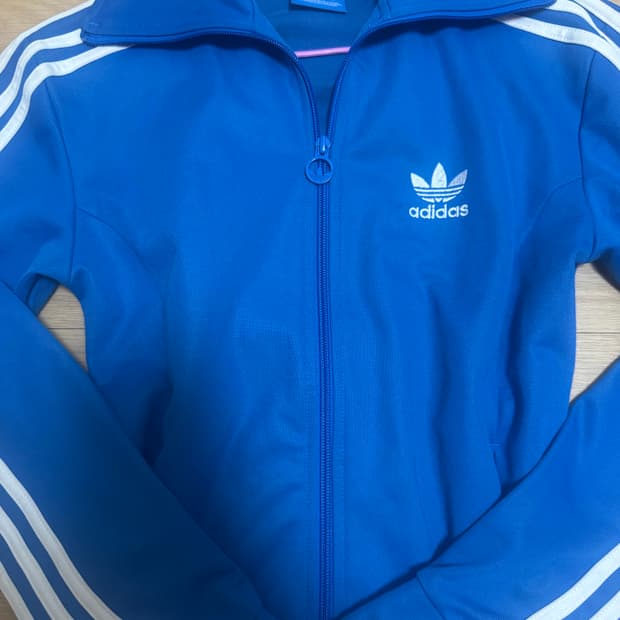 아디다스 파란색 저지 XS 싸게 팔아요