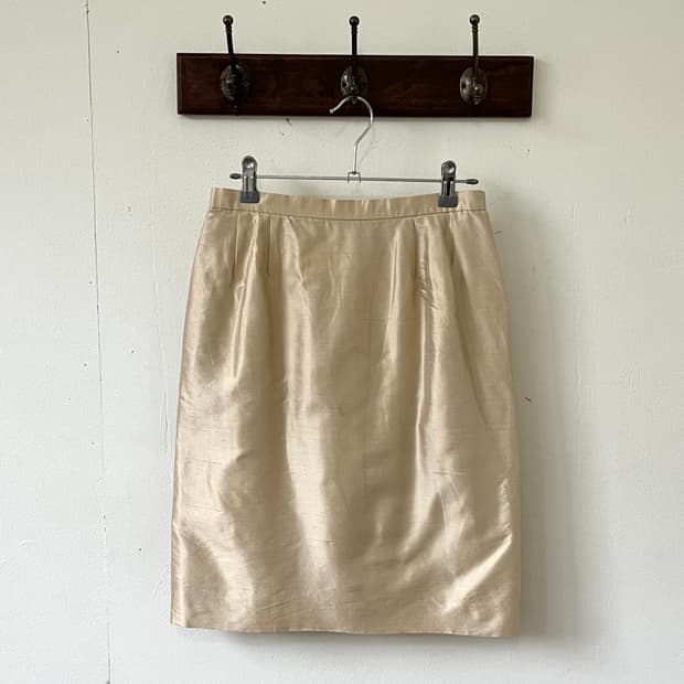 YSL 베이직 실크 스커트