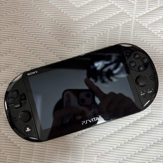 소니 플스비타 ps vita 2세대