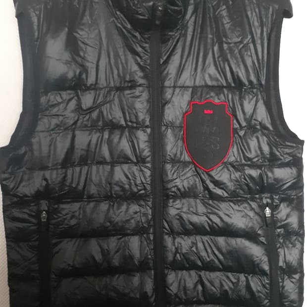 나이키 르브론 700 다운 베스트 