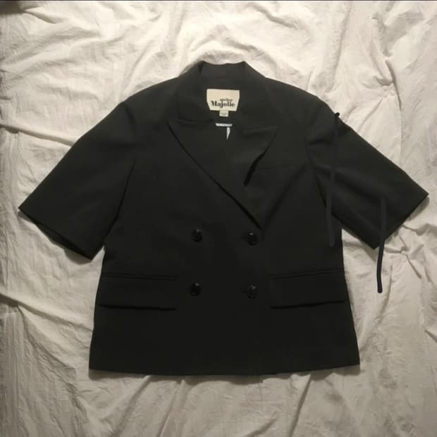 아뜰리에 마졸리 반팔 자켓