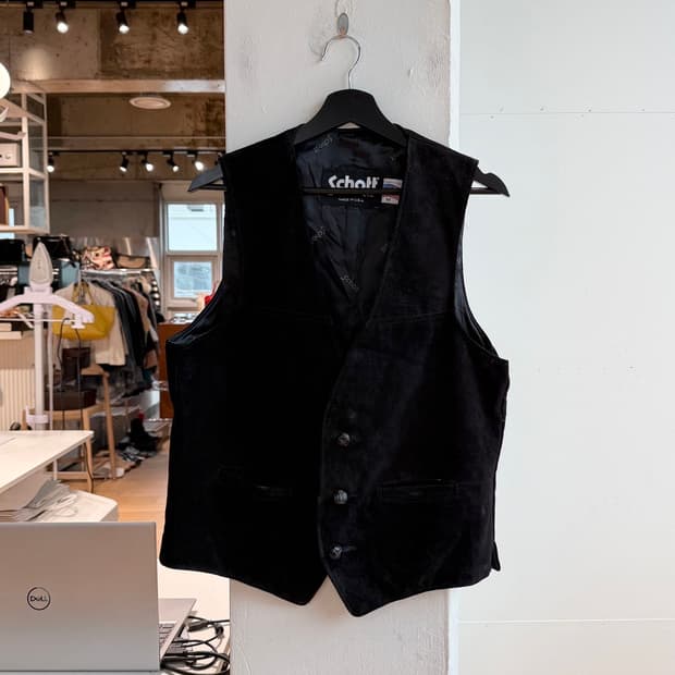 쇼트 블랙 스웨이드 퍼펙토 레더 베스트