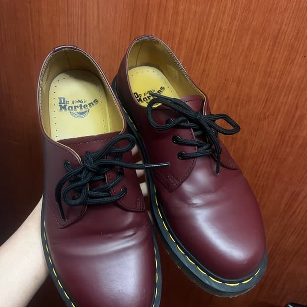 닥터마틴 스무스 체리 250