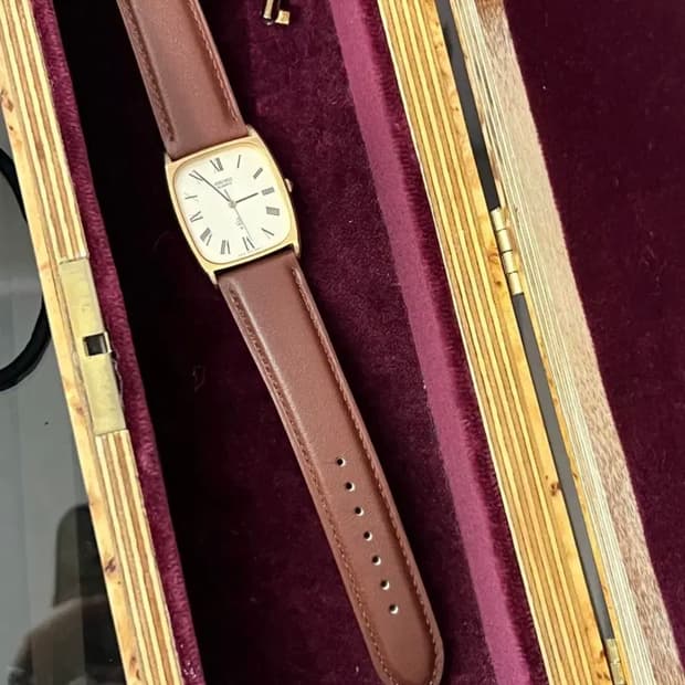 미품)세이코 샤리오 시계