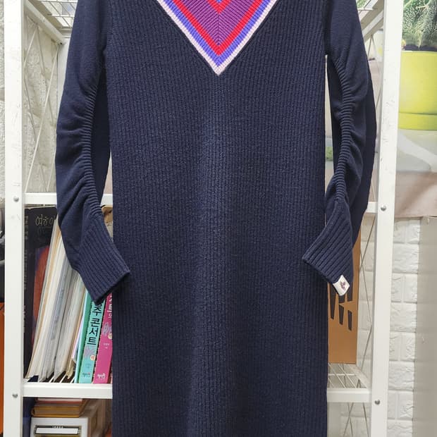 비비안웨스트우드 니트 롱원피스 날씬77 브이넥 니트원피스 AD43