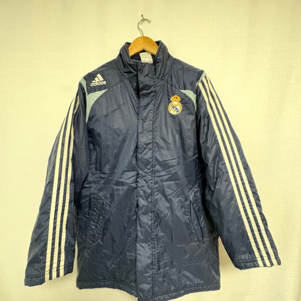 아디다스레알마드리드벤치패딩