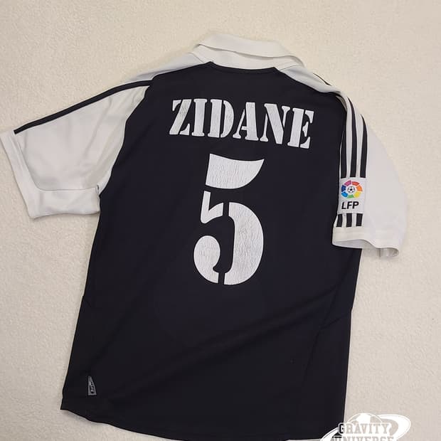 레알마드리드 01-02 지단 유니폼