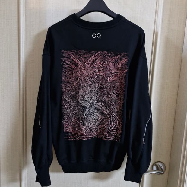 송지오 옴므 알렉산더 자수 크루넥 맨투맨 46 블랙