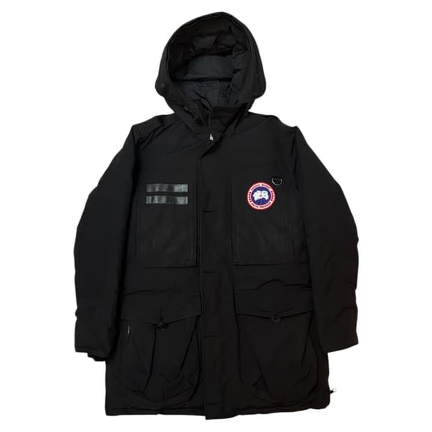 캐나다구스 19FW 맥컬록 패딩 블랙