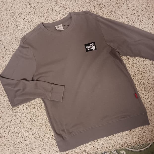 키스해링 라운드넥 긴팔티셔츠