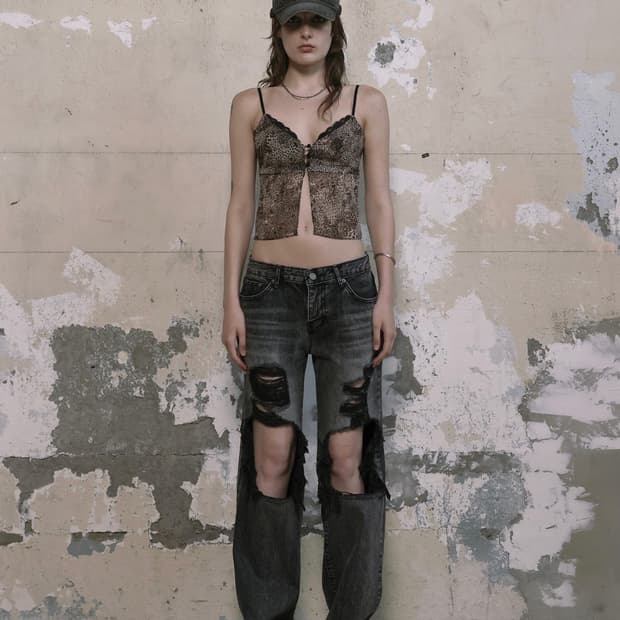 보헤미안서울 DISTRESSED DEEP GRAY JEANS S사이즈