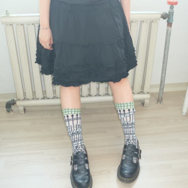 black ruffle vintage skirt