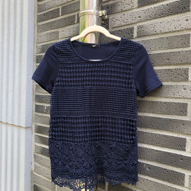 vintage lace knit tee