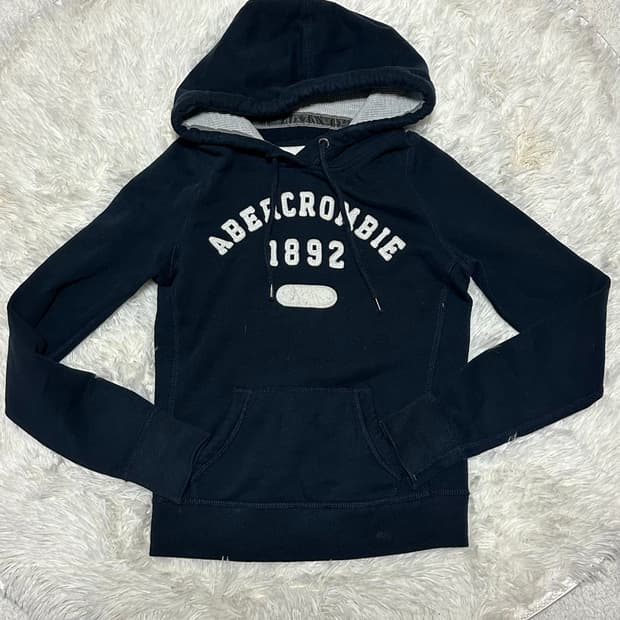 아베크롬비 딱붙핏 후드티 xs