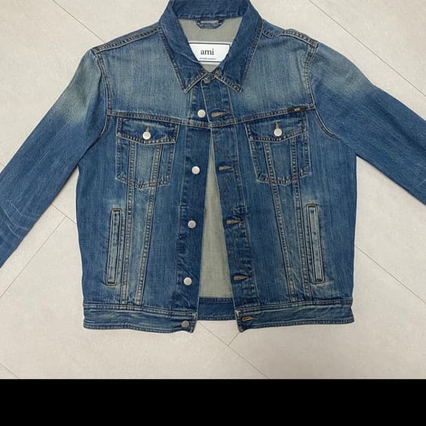 아미 데님자켓