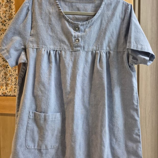 모리걸 무드 하늘색 반팔 티셔츠