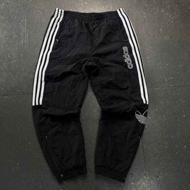100 아디다스 올드스쿨 누빔 나일론 팬츠