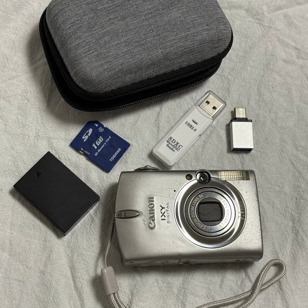 캐논 익서스750 ixus750 아일릿 원희 디카 ixy700