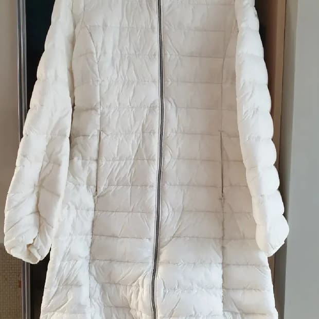 마모트경량패딩