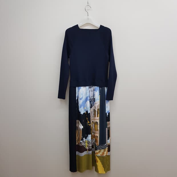 한섬 래트바이티 플리츠 배색 원피스 82-94-160사이즈