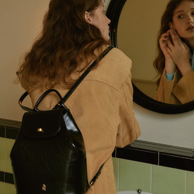 앤디어로즈 마농 백팩 블랙 유광