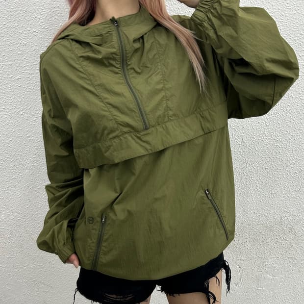 하이드아웃 카키 후드 아노락
