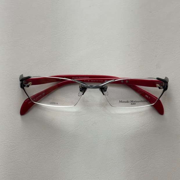 마사키 마츠시마 블랙/레드 반무테 티타늄 새상품