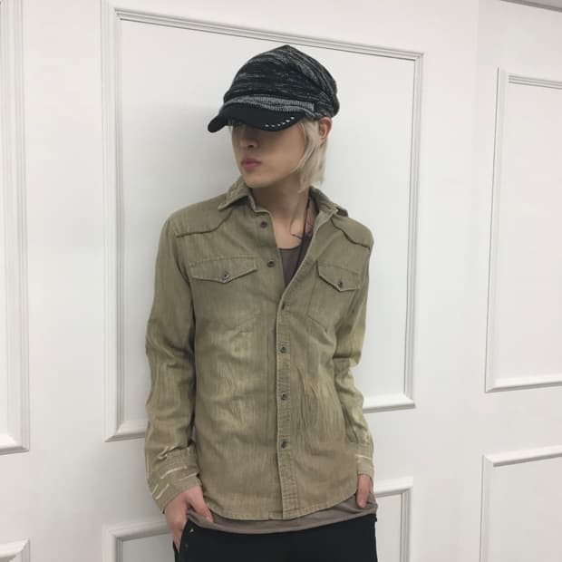 Schlüssel distressed western shirt