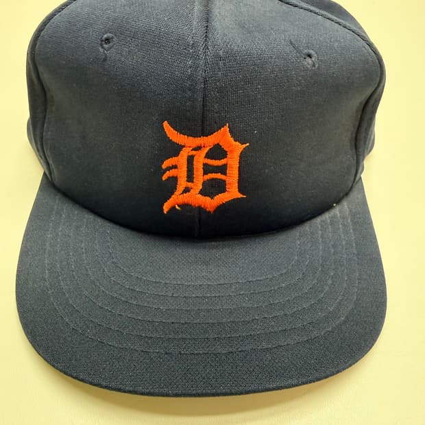 80s 빈티지 디트로이트캡