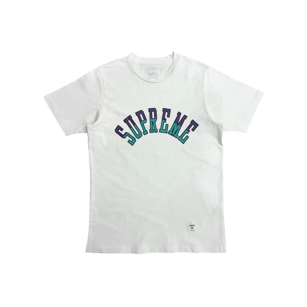 슈프림 화이트 반팔 티셔츠 m