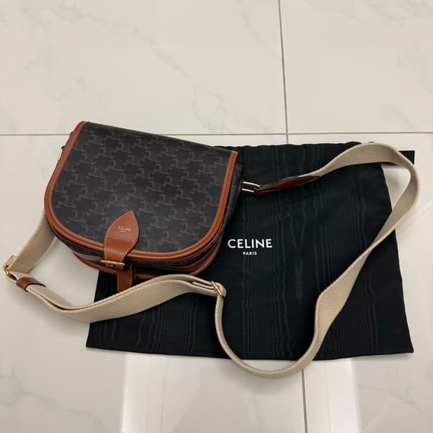 셀린느 트리오페 폴코백