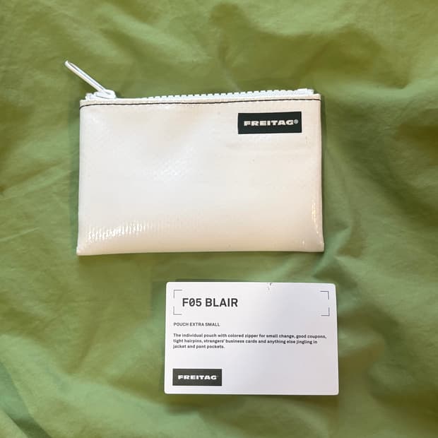 (새상품) 프라이탁 블레어 올화이트