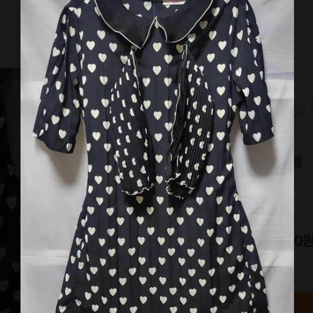 LMML 시그니처 블랙 하트 반팔 미니 원피스